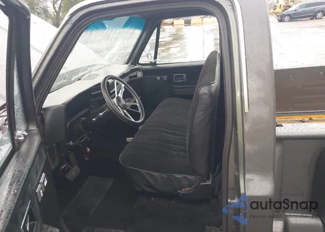 1981 GMC C1500 from USA, damaged, VIN 1GTCC14D3BS527092